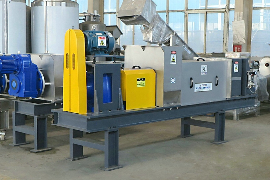 螺旋壓榨脫水機在果蔬加工行業(yè)應(yīng)用